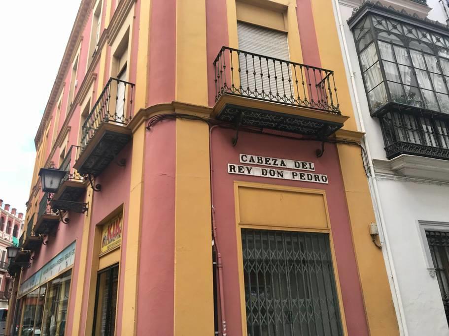 Salotur Don Pedro Apartment Sevilla Exterior foto